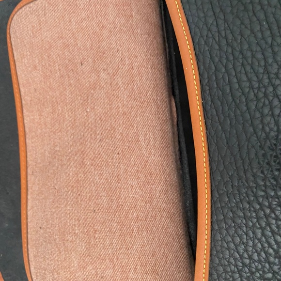 Dooney and Bourke Small Equestrian Classic Crossbody AWL Leather Black Tan Bag - Picture 11 of 12